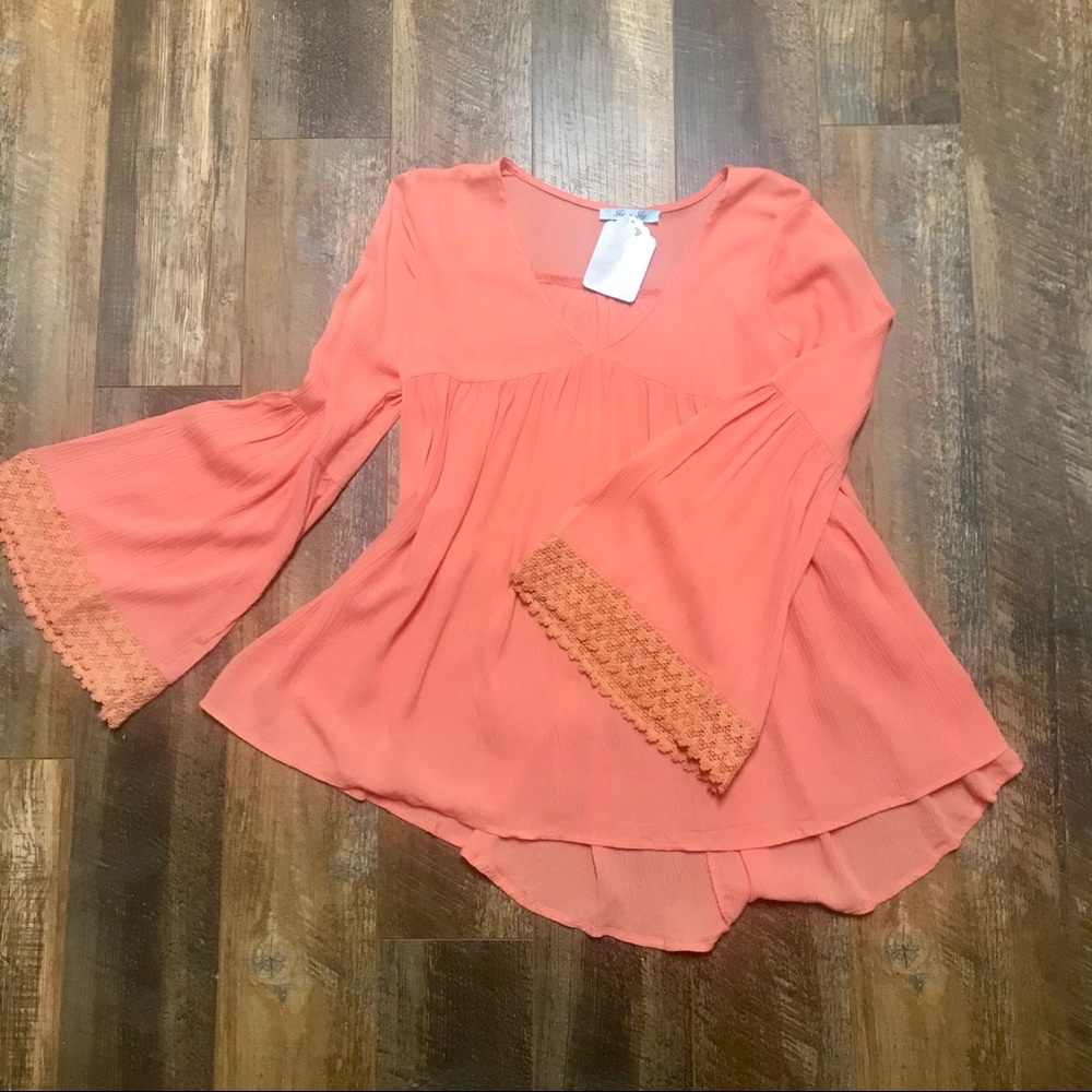 She + Sky tunic bell sleeves coral small